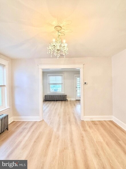 Building Photo - 1203 Cherry St