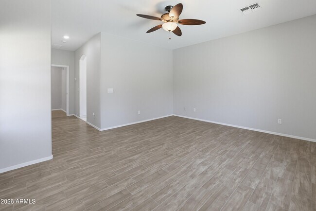 Building Photo - 12970 N 150th Ln