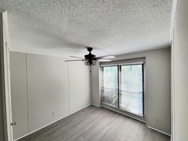 Building Photo - Stunning 3-bedroom, 2-bathroom home located in Charlotte, NC