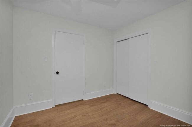 Building Photo - 301 Fairfield Rd