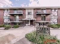 Building Photo - Pet Friendly 2 Bedroom/ 1 bath Westside Location With Balcony!