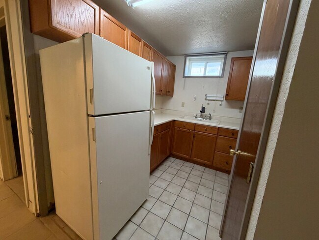 Building Photo - 1208 S Florence Pl