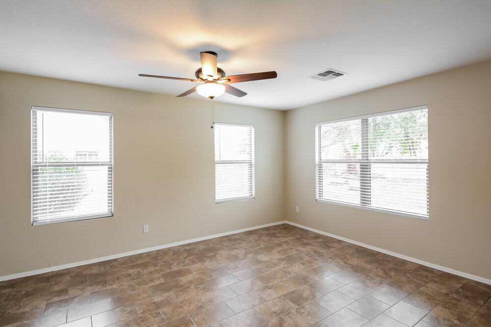 Building Photo - 15331 W Cameron Cir
