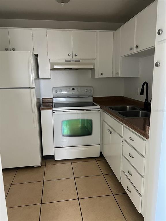 Building Photo - 8701 4th St N