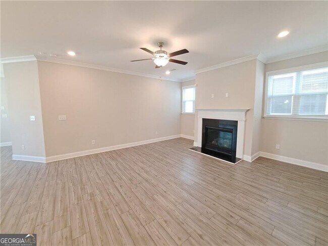 Building Photo - 637 Stan Hope Ln