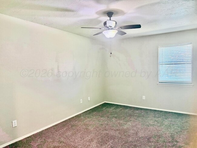 Building Photo - 34 Windy Meadow Ln