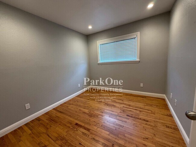 Building Photo - 5098 Black Oak Rd