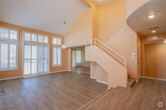 Building Photo - 5086 Mt Pleasant Ln
