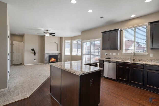 Building Photo - Spacious 3-Bedroom Home in South Fort Coll...