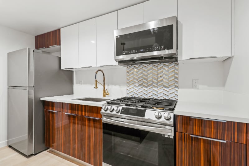 Building Photo - 410 Lucas Ave