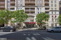 Building Photo - 888 N Quincy St