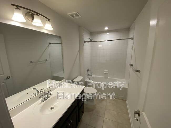 Building Photo - 2803 Wheatland Station Way