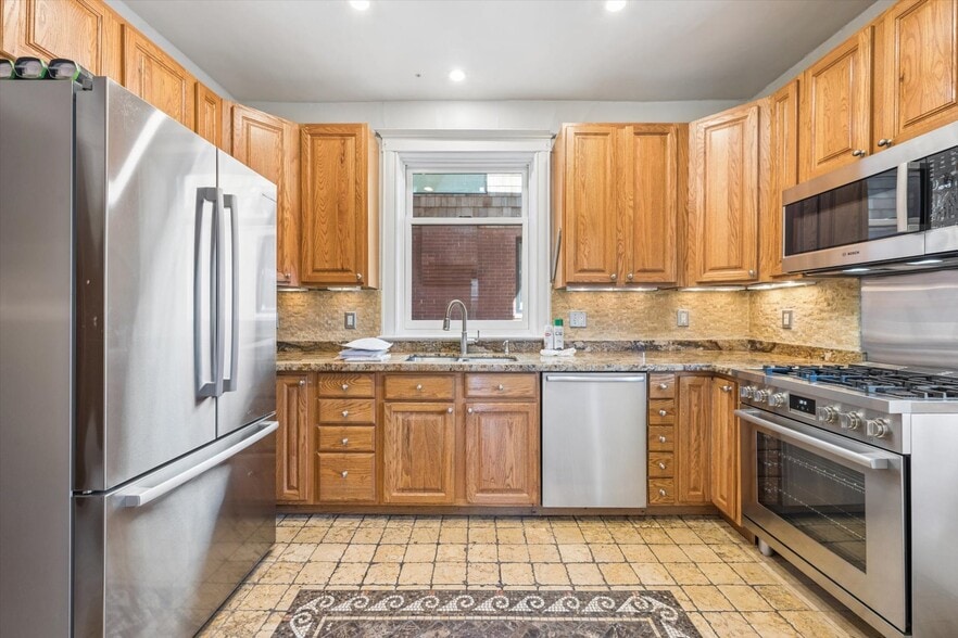 Building Photo - 3828 Tejon St