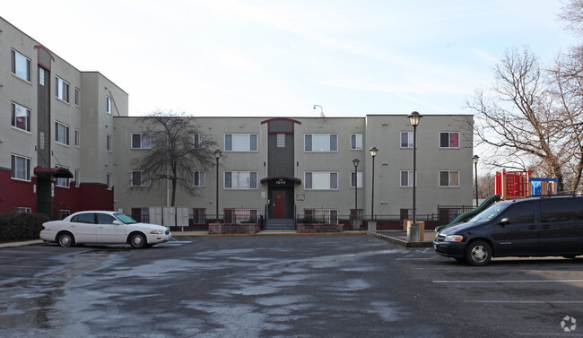 Primary Photo - Galen Terrace