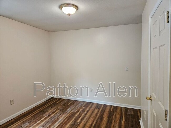 Building Photo - 77 Pincushion Ln