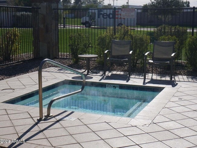 Building Photo - 4077 S Sabrina Dr