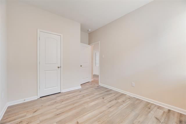 Building Photo - 281 Moonstone Way