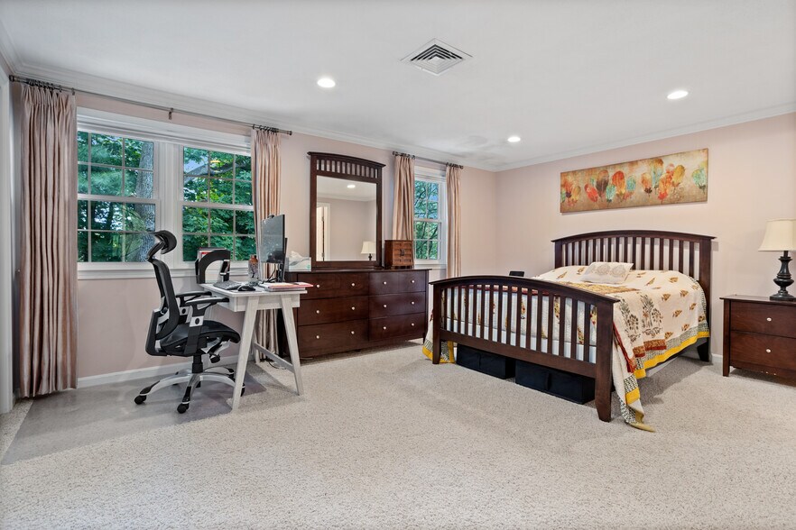 Building Photo - 35 Casey Cir