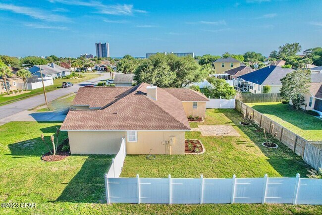 Building Photo - 108 Leeward Way