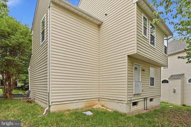 Building Photo - 504 Autumn Wind Way