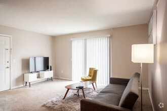 Interior Photo - Somerset Place