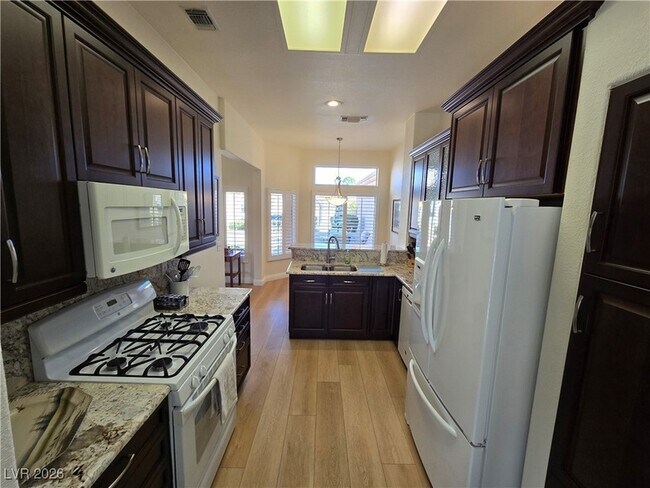 Building Photo - 10105 Hunter Springs Dr