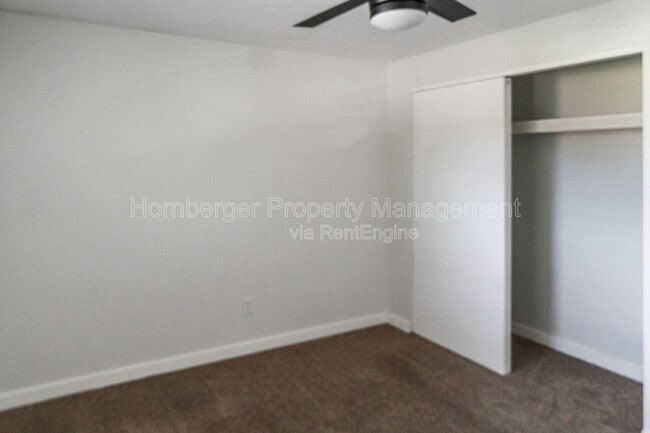 Building Photo - 3917 S Johnson St