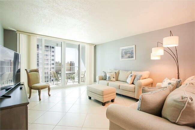 Building Photo - 1360 S Ocean Blvd