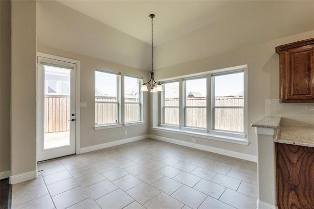 Building Photo - 4802 Comstock Way
