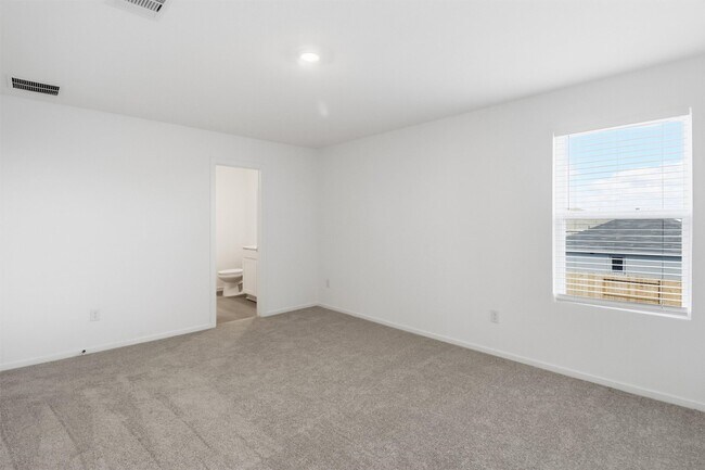 Building Photo - 26914 Dalmatian Bellflower Dr