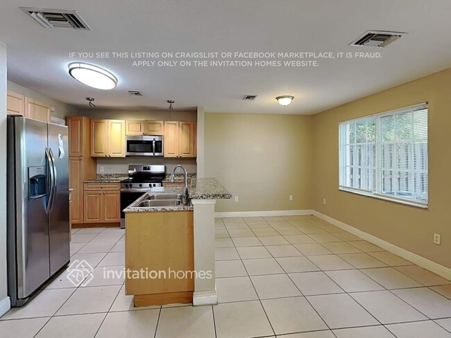 Building Photo - 6727 Old Farm Trail