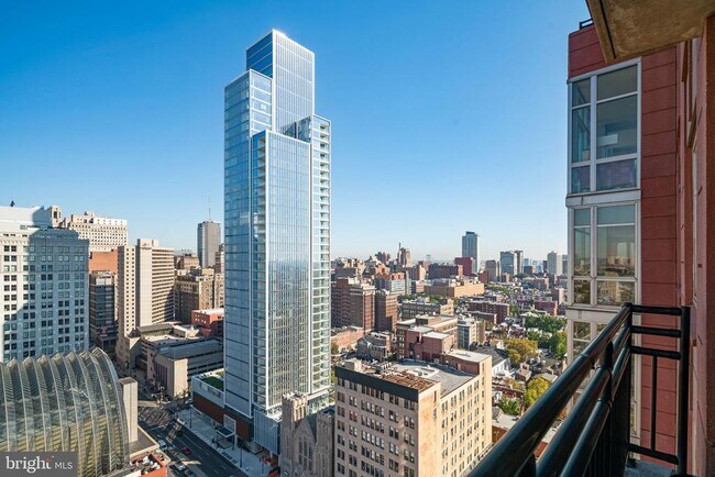 Building Photo - 400 S Broad St