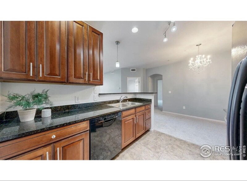 Building Photo - 1465 Blue Sky Cir