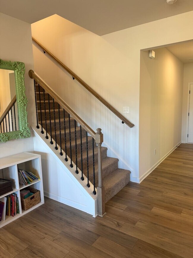 Building Photo - Ooltewah-Harbour Chase Community