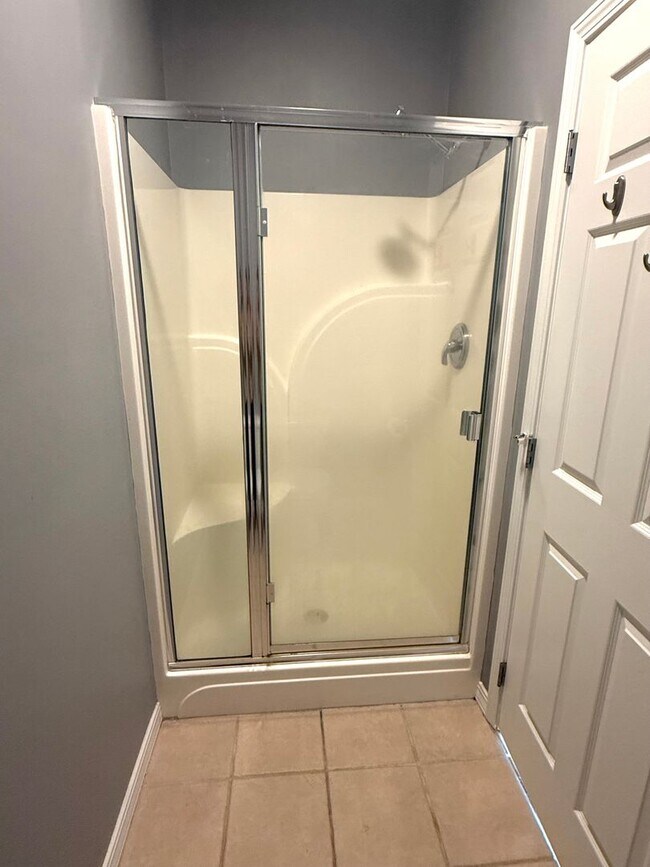 Building Photo - 3408 SW Xero Ct