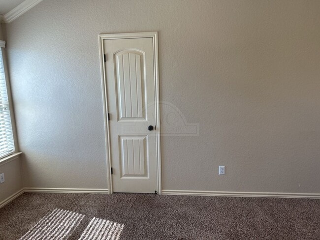 Building Photo - 5800 Luminous Ln