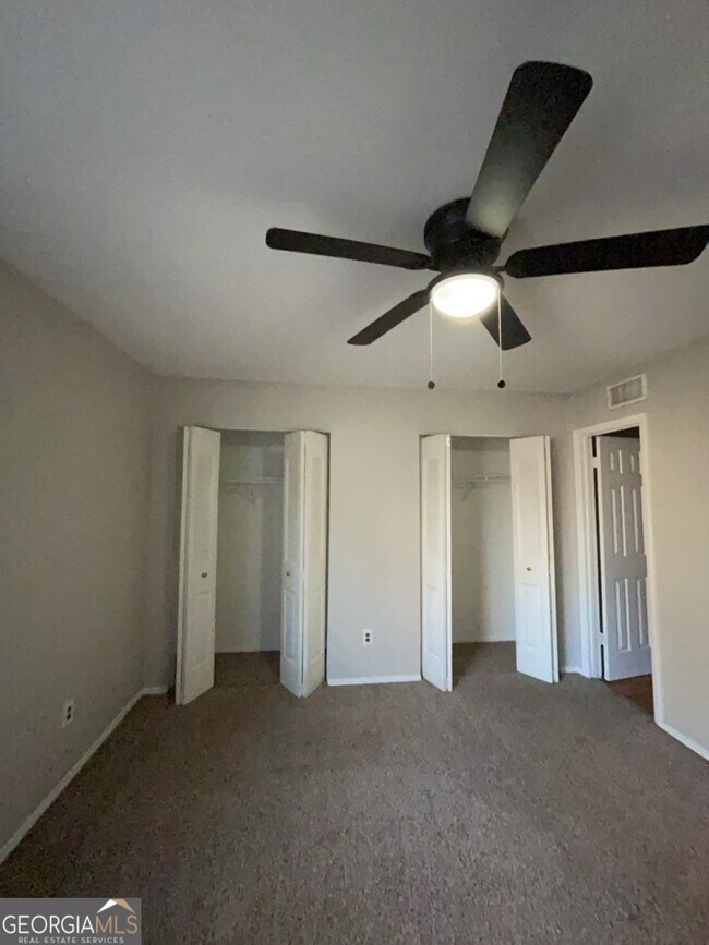 Building Photo - 6349 Holcomb Way