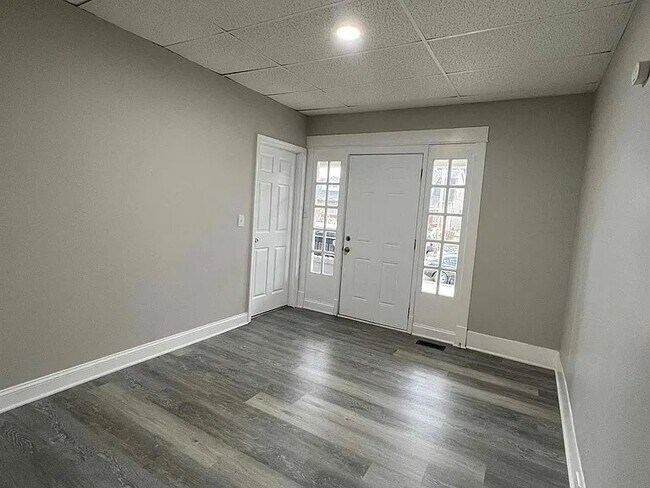 Building Photo - 2309 Date St