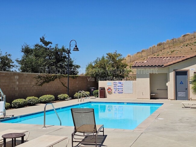 Building Photo - 2464- Blossom Ridge Ct