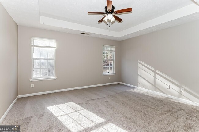 Building Photo - 290 Pleasant Hills Dr