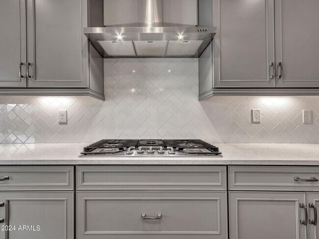 Building Photo - 44529 N Sonoran Arroyo Ln