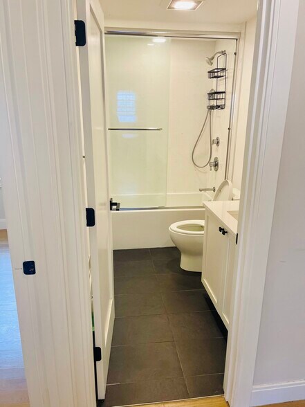 Building Photo - 41 Ridgemont St