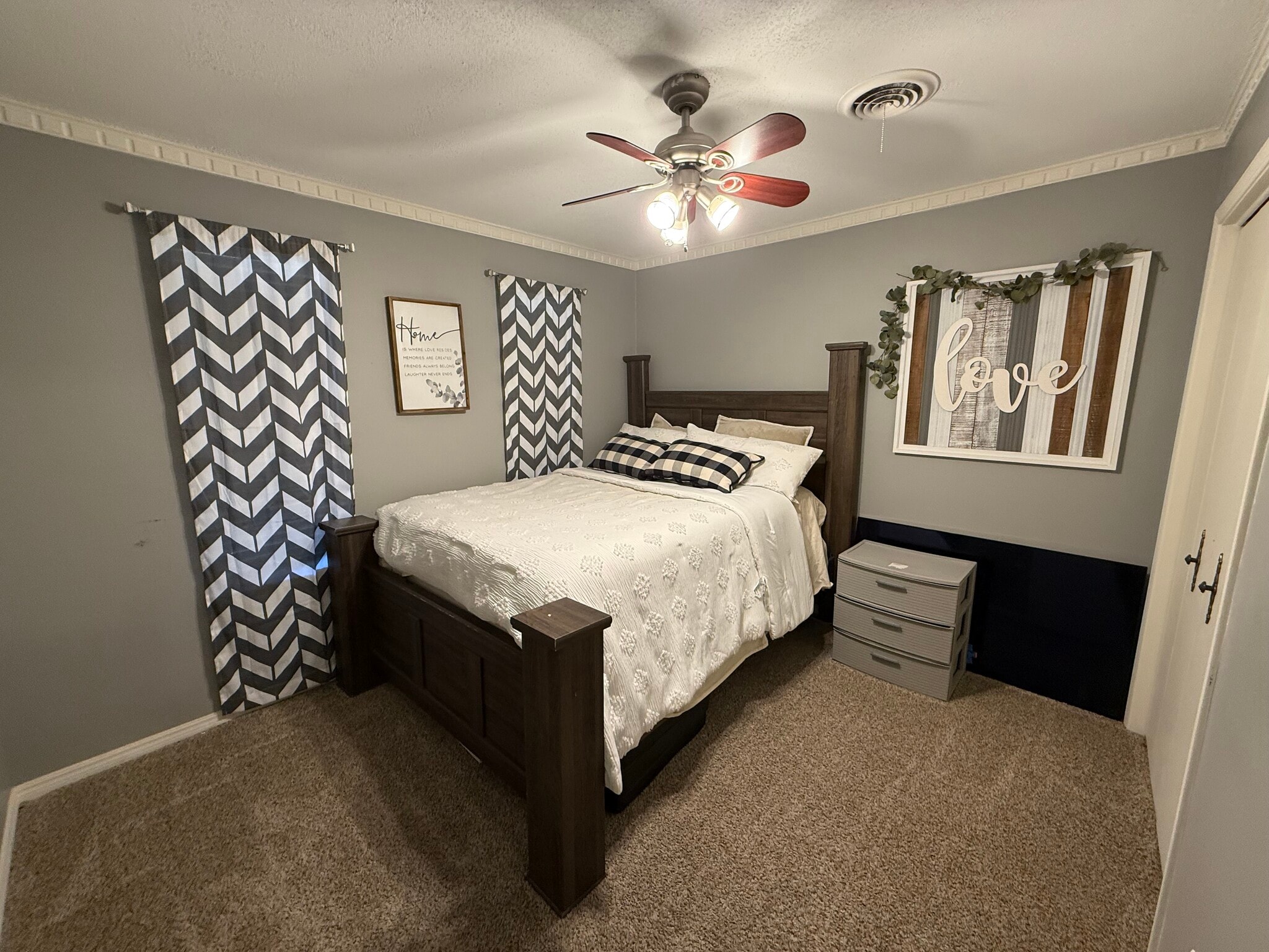 Building Photo - 1106 Parr St