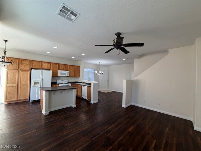 Building Photo - 287 Red Eucalyptus Dr