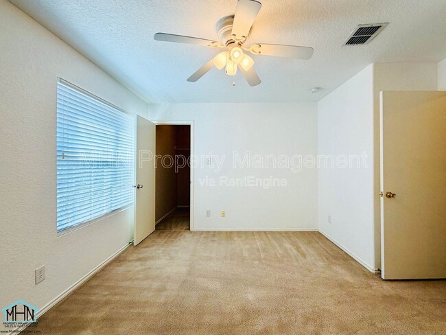 Building Photo - 5630 Sendero Spring