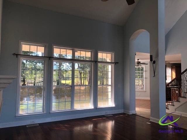 Building Photo - 410 Redding Dr