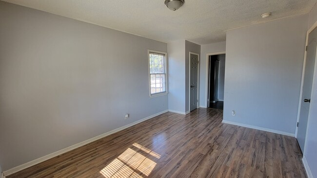 Building Photo - 4525 Legion Rd