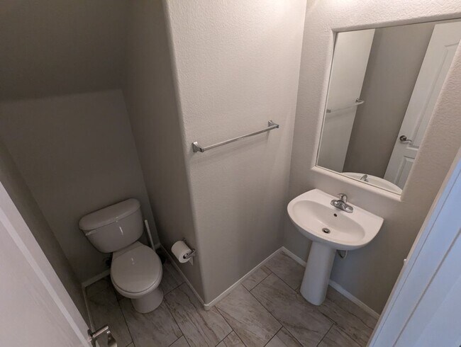 Building Photo - 7629 Concord Heights St