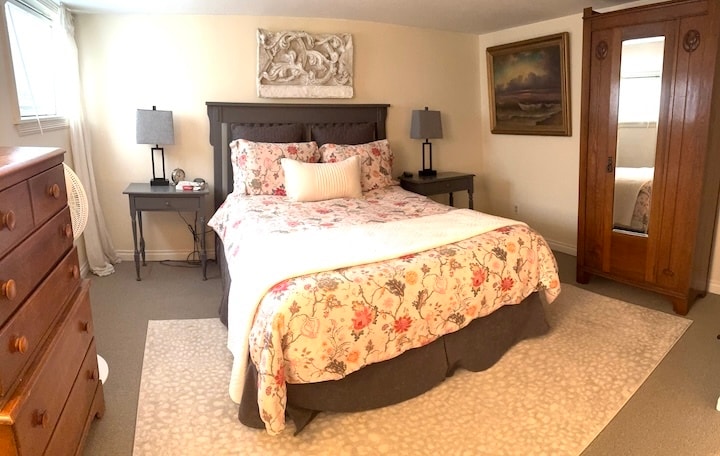 Building Photo - 5320 9th Ave NE