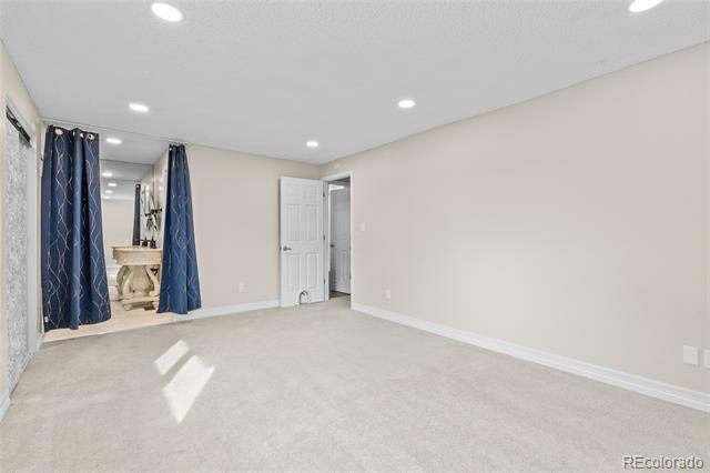 Building Photo - 2754 S Kenton Ct